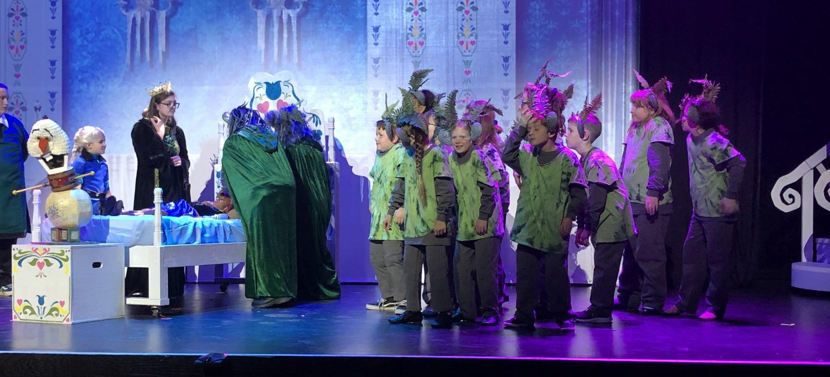 Frozen Young Anna and Elsa and Trolls